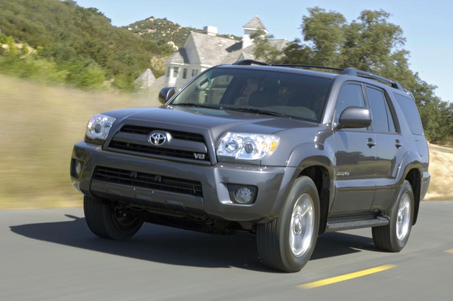  Toyota 4Runner 2006 года  (фото 26 из 50)